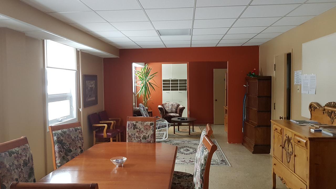 Domaine St-Viateur Hostel Amos Ngoại thất bức ảnh