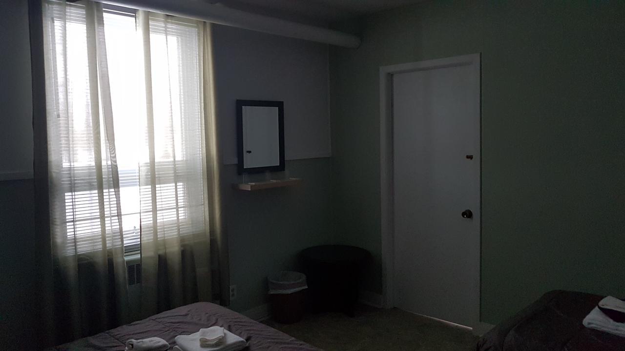 Domaine St-Viateur Hostel Amos Ngoại thất bức ảnh